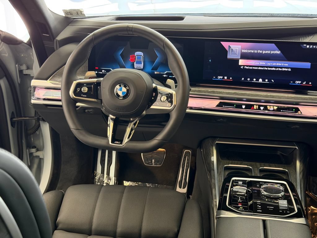Used 2024 BMW 760i xDrive w/ Premium Package 2 AWD/4WD image 20