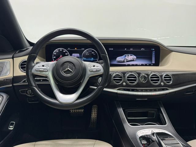 Used 2020 Mercedes-Benz S 560 Sedan image 3