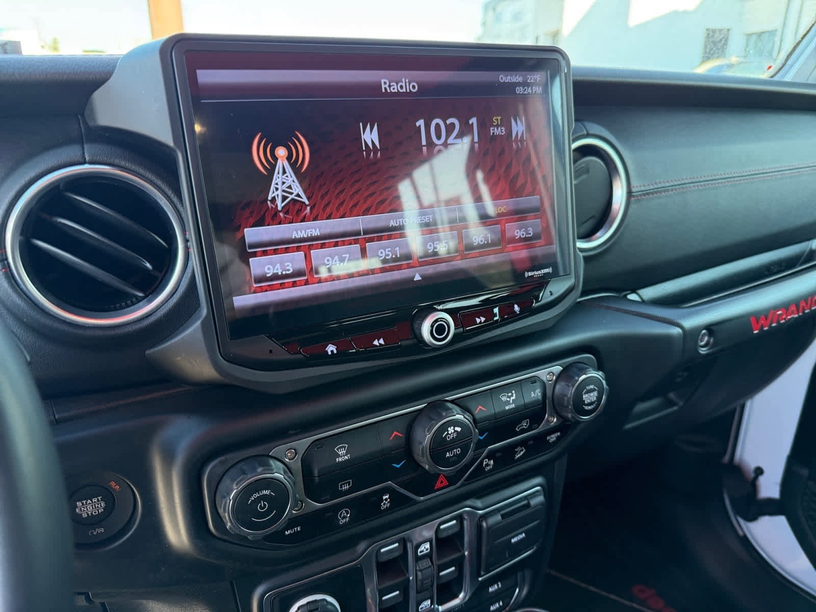 Used 2020 Jeep Wrangler Unlimited Rubicon w/ Quick Order Package 28Y Recon image 16