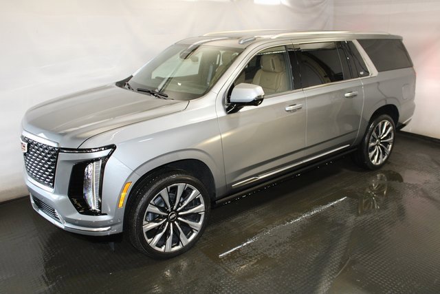 New 2026 Cadillac Escalade ESV Luxury w/ Touring Package image 2