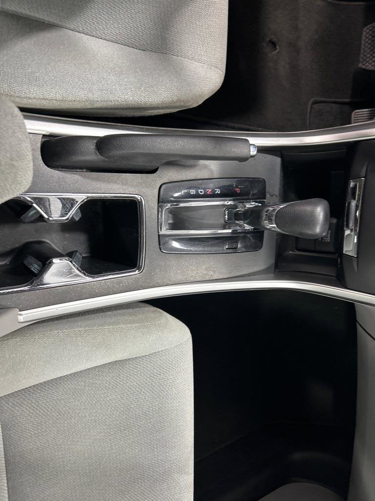 Used 2013 Honda Accord LX image 11