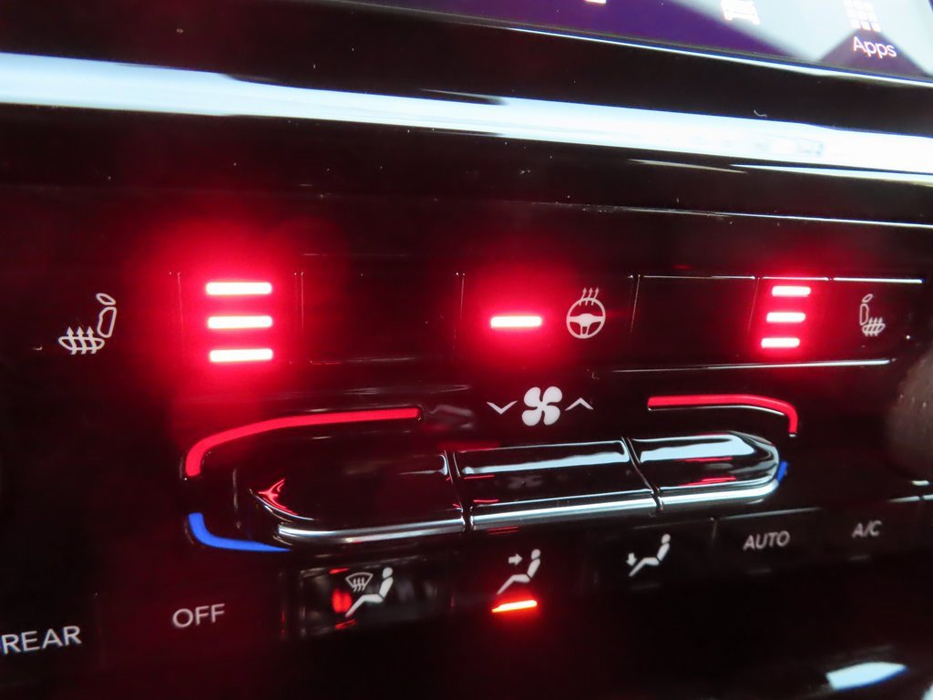 New 2025 Jeep Grand Cherokee Limited w/ Luxury Tech Group II image 10