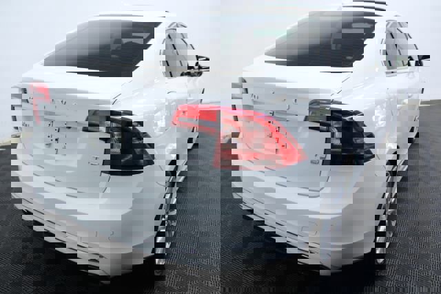 Used 2016 Volvo S60 T5 Inscription Platinum image 6