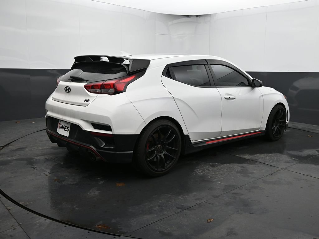 Used 2021 Hyundai Veloster N image 13