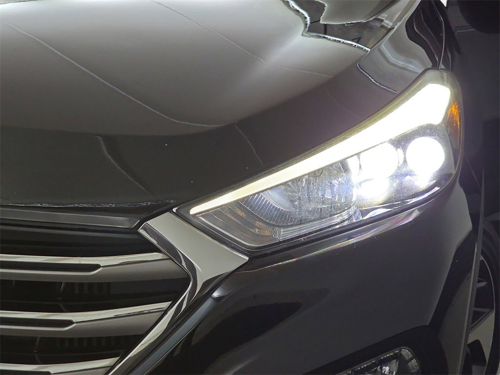 Used 2016 Hyundai Tucson Limited image 32