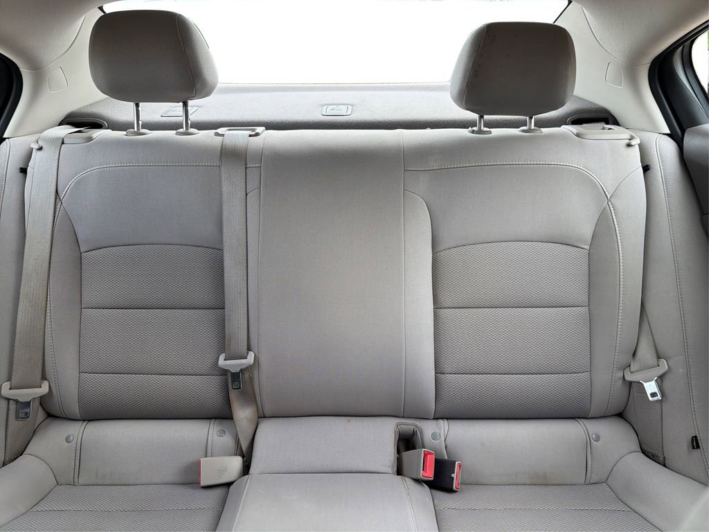 Used 2018 Chevrolet Cruze LS FWD image 15