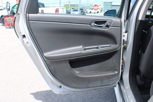 Used 2013 Chevrolet Impala LT w/ LT Sunroof Package FWD image 23