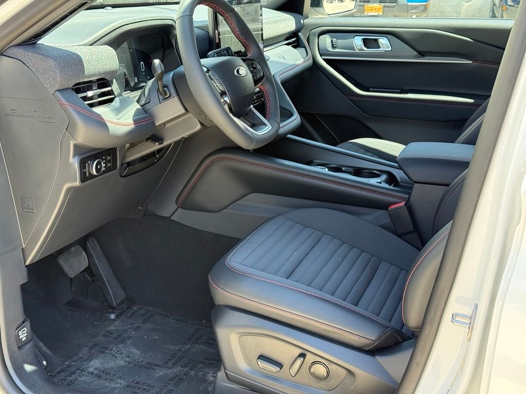 New 2026 Ford Explorer ST-Line RWD image 5