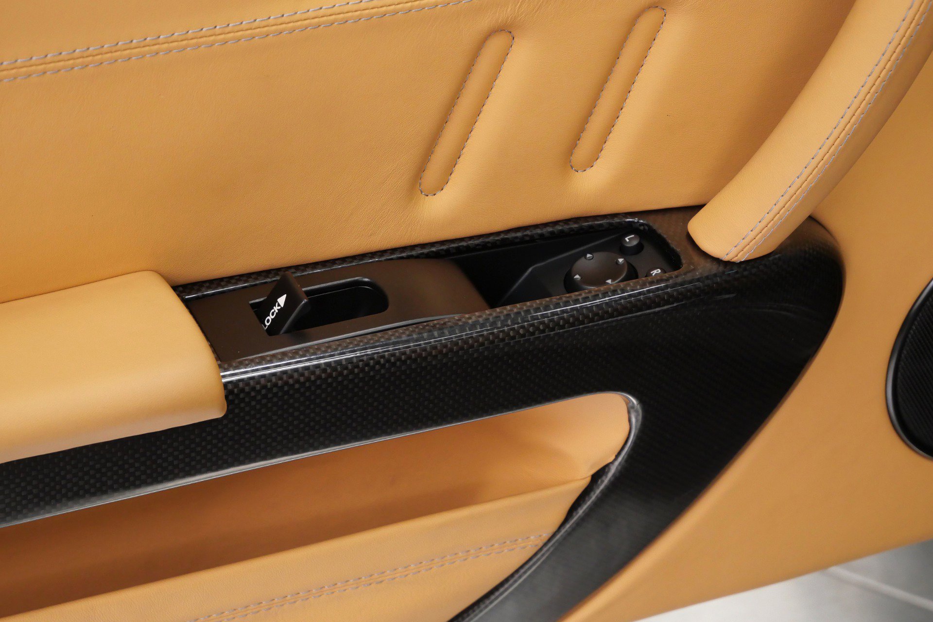 Used 2005 Ferrari 575M Maranello Superamerica RWD image 57