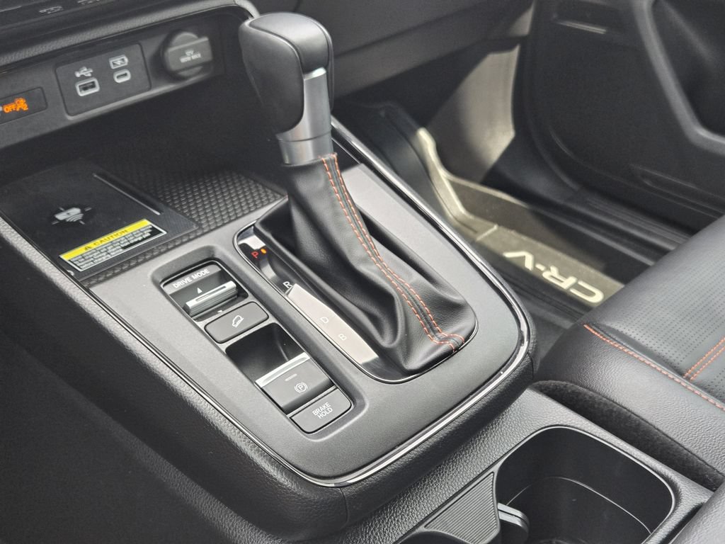 Used 2025 Honda CR-V Sport Touring image 9