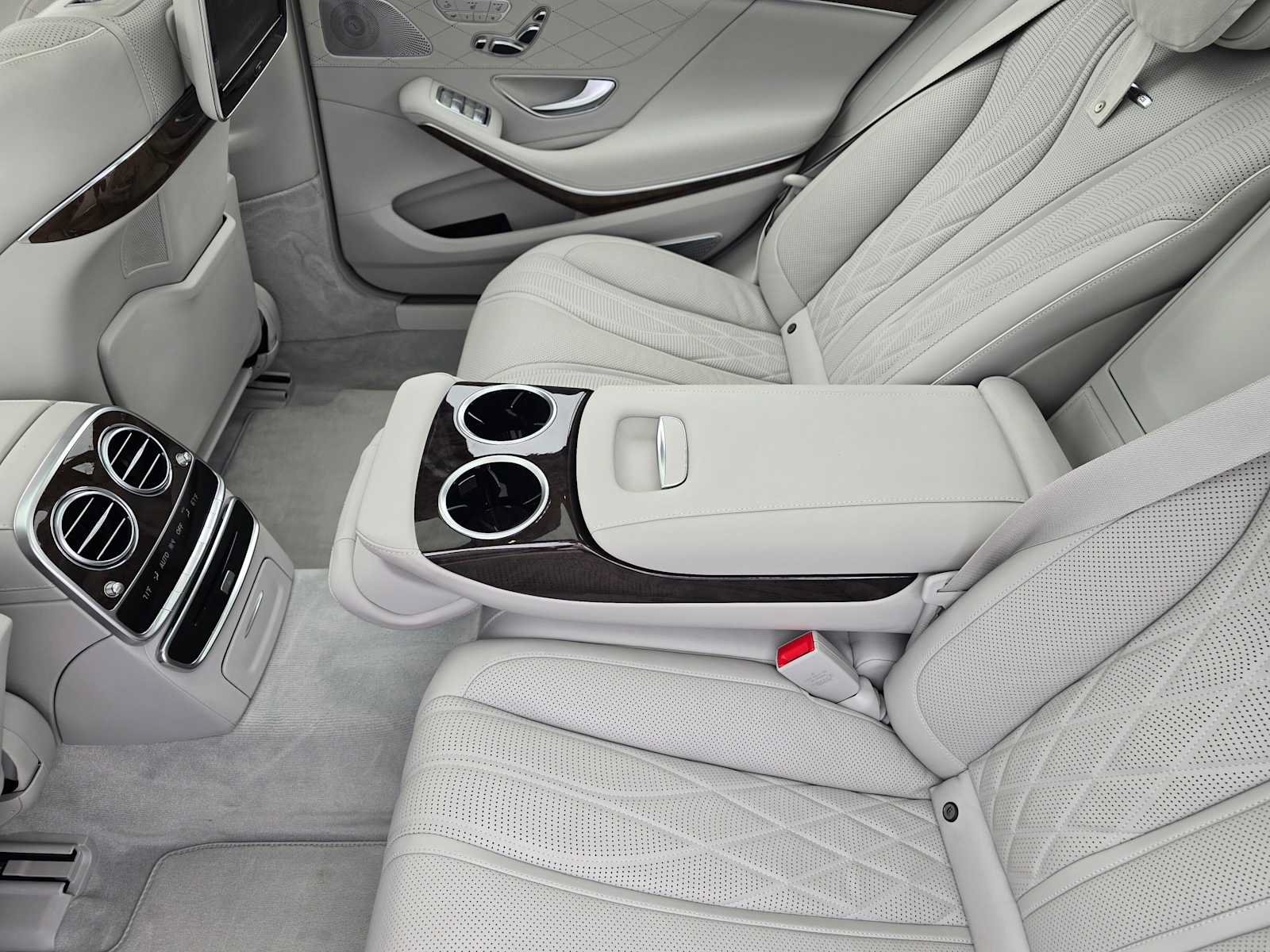Used 2015 Mercedes-Benz S 65 AMG Sedan image 21