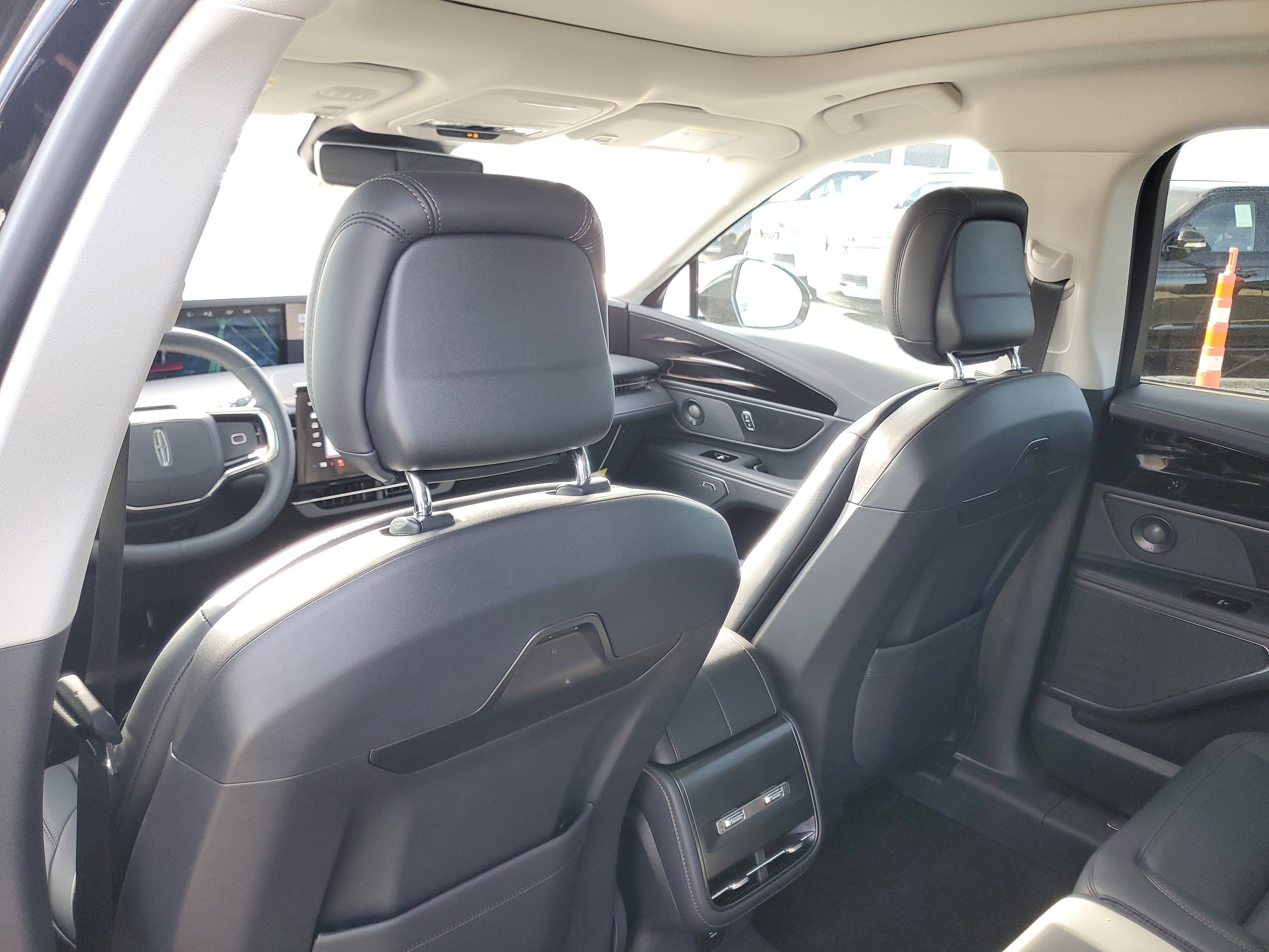 New 2026 Lincoln Nautilus Premier w/ Equipment Group 102A image 28