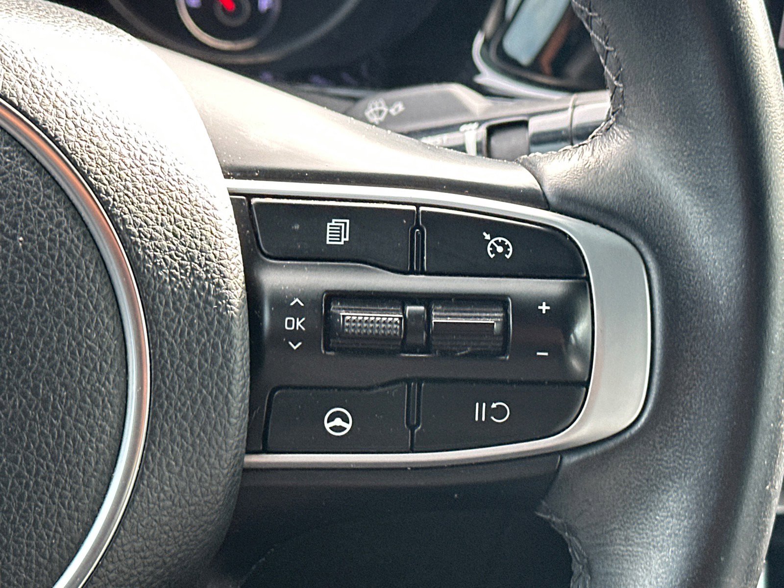 Certified 2022 Kia K5 GT-Line FWD image 12