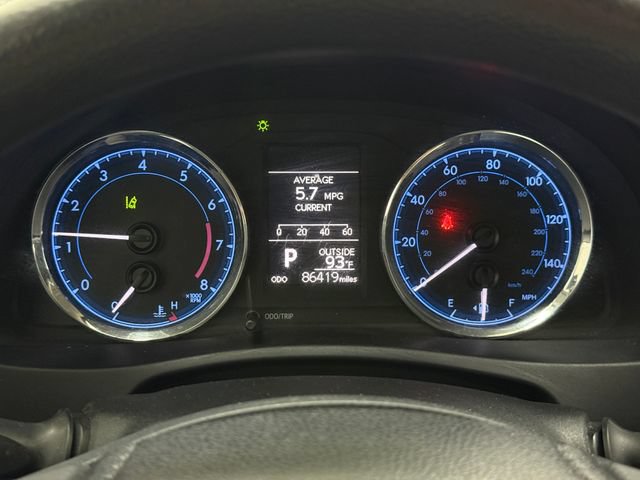 Used 2018 Toyota Corolla LE FWD image 15