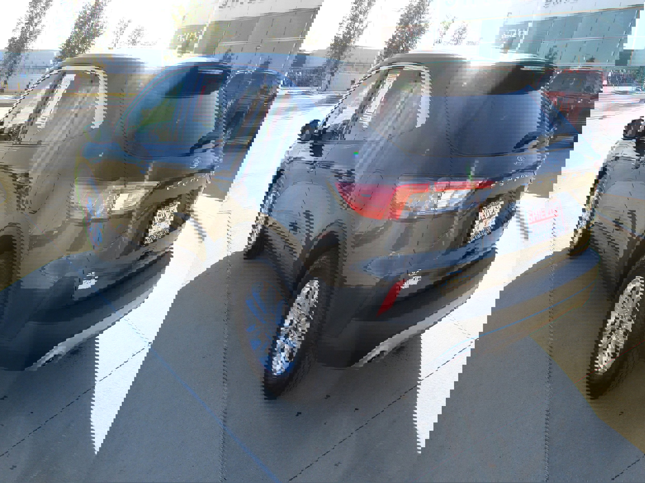 Used 2022 Ford Escape SE w/ Convenience Package image 4