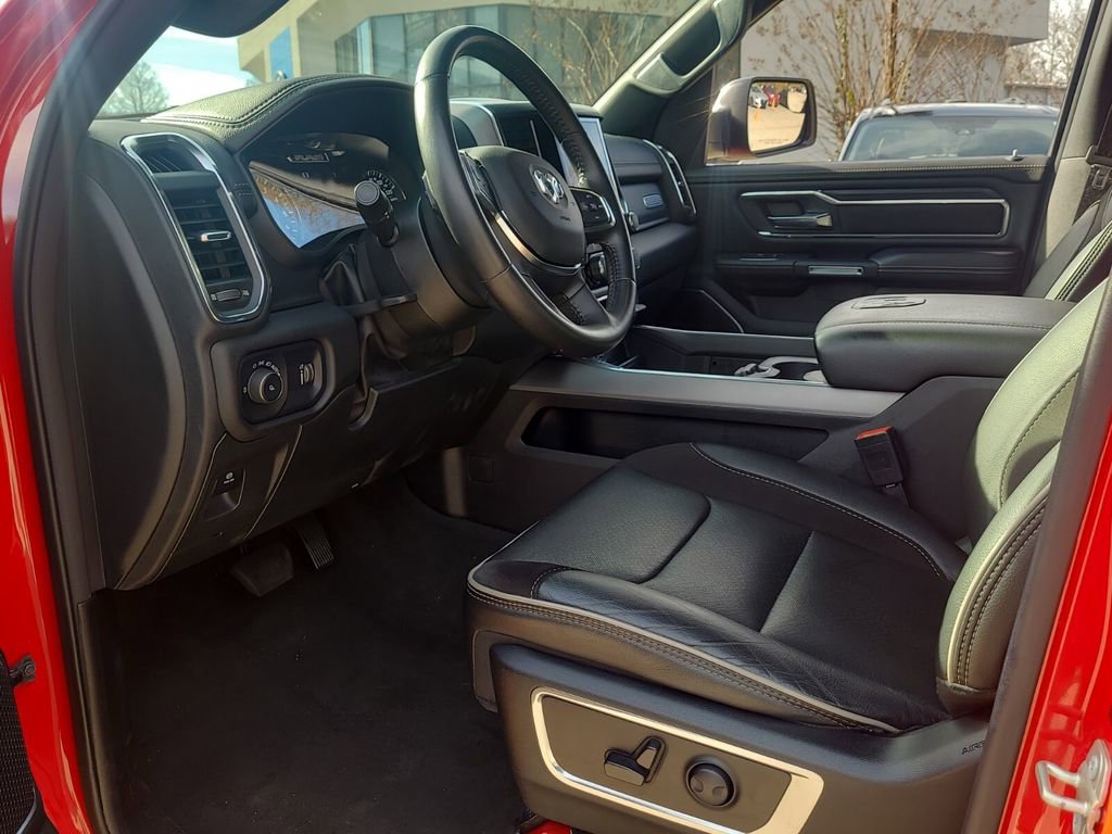 Used 2024 RAM 1500 Laramie image 11