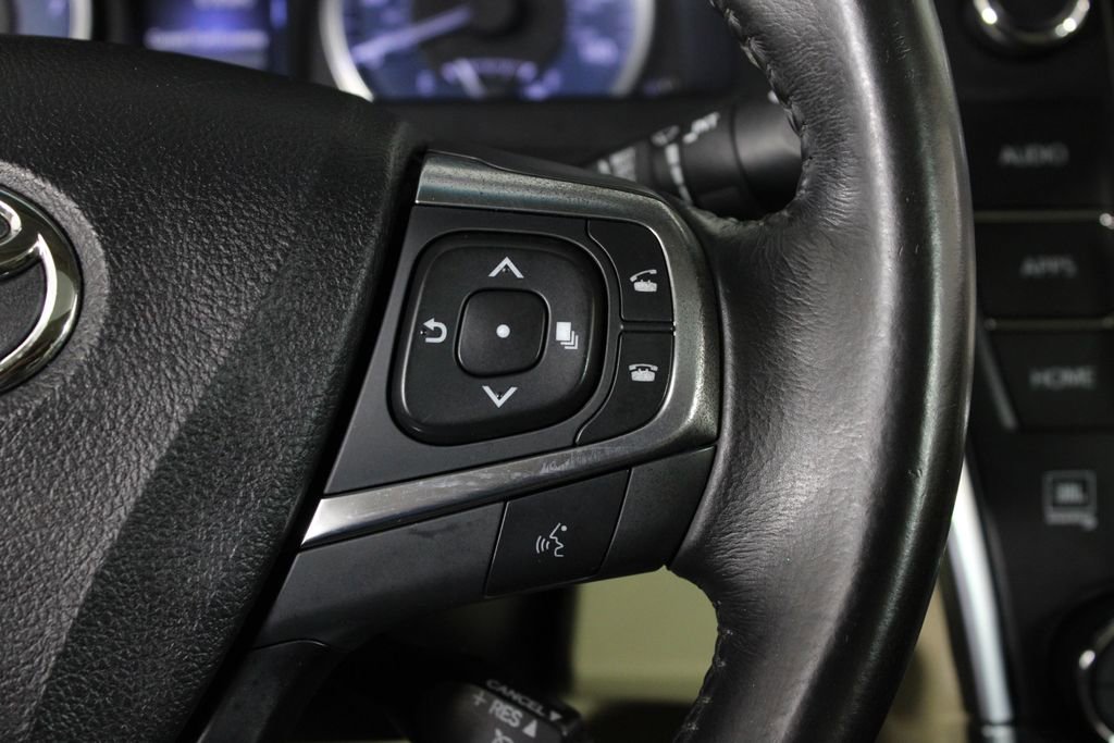 Used 2017 Toyota Camry XLE w/ Moonroof Package image 26