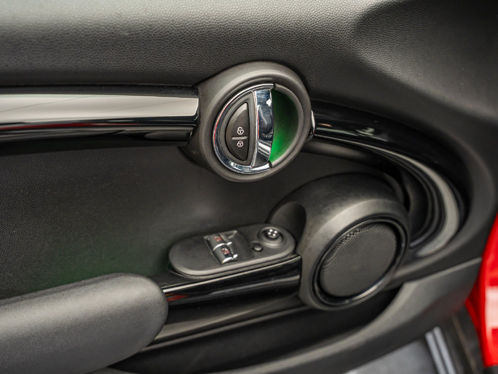 Used 2021 MINI Cooper S w/ 6.5" Touchscreen Package FWD image 16