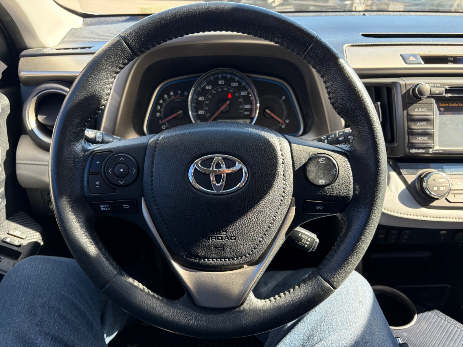 Used 2015 Toyota RAV4 Limited w/ Technology Package AWD/4WD image 20