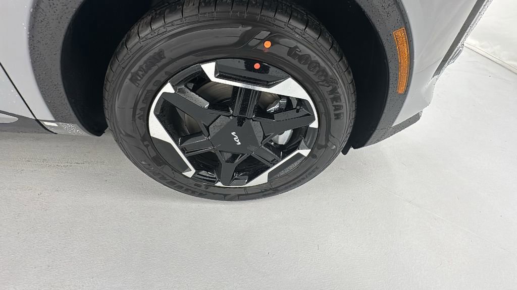 New 2026 Kia Sportage S image 9