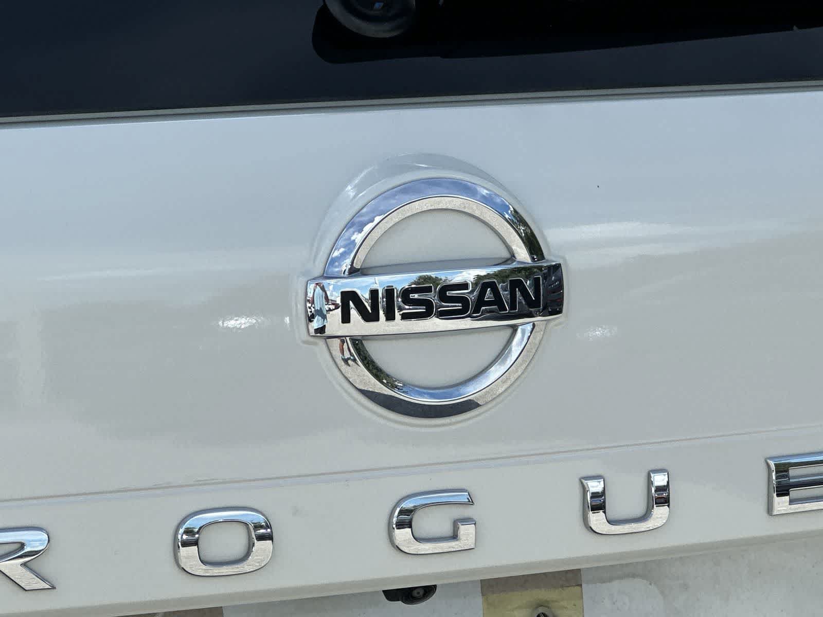 Used 2021 Nissan Rogue Platinum AWD/4WD image 15
