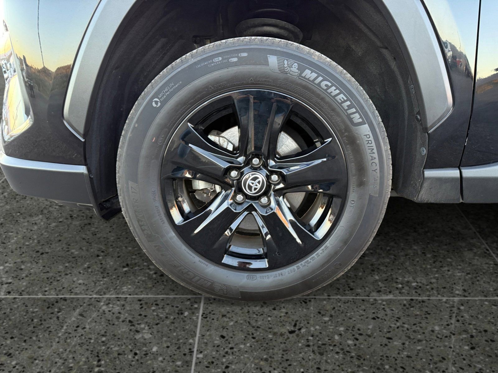 Used 2022 Toyota RAV4 XLE image 20