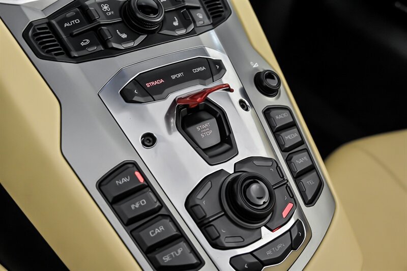 Used 2014 Lamborghini Aventador LP 700-4 AWD/4WD image 34