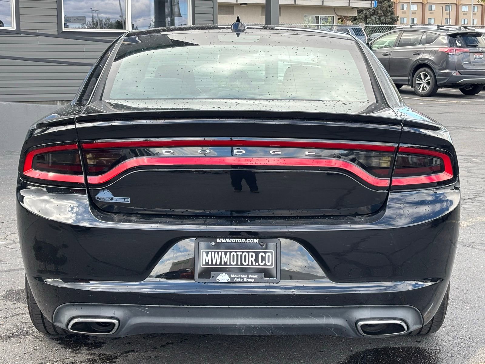 Used 2017 Dodge Charger R/T RWD image 9