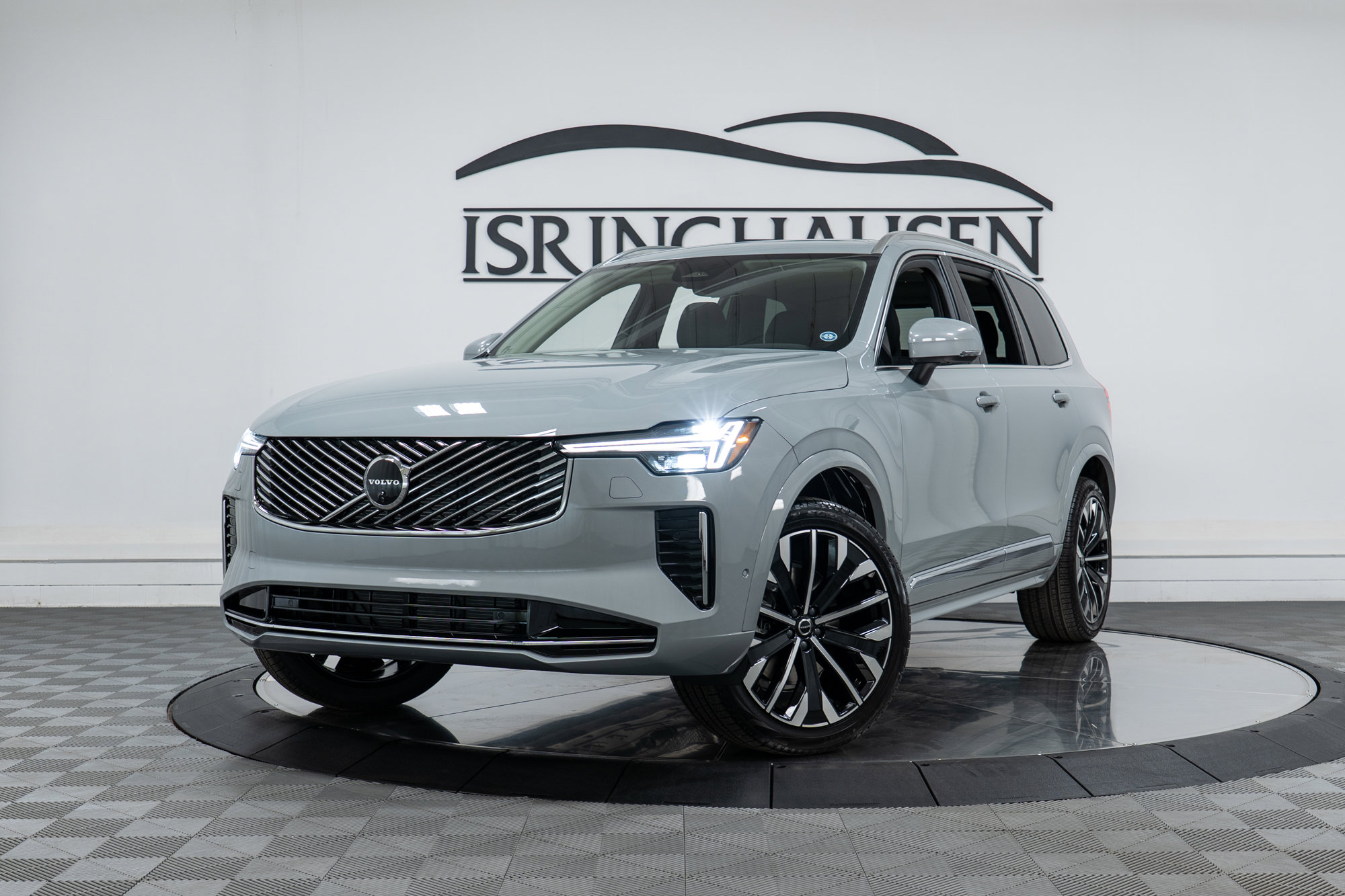New 2026 Volvo XC90 B6 Plus w/ Protection Package Premier image 27