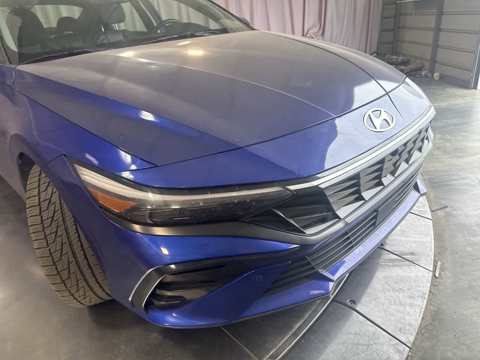 Used 2024 Hyundai Elantra Limited FWD image 9