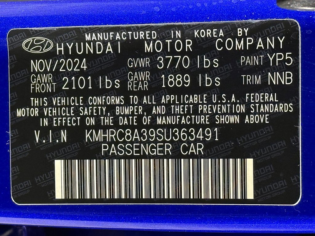 Used 2025 Hyundai Venue Limited image 40
