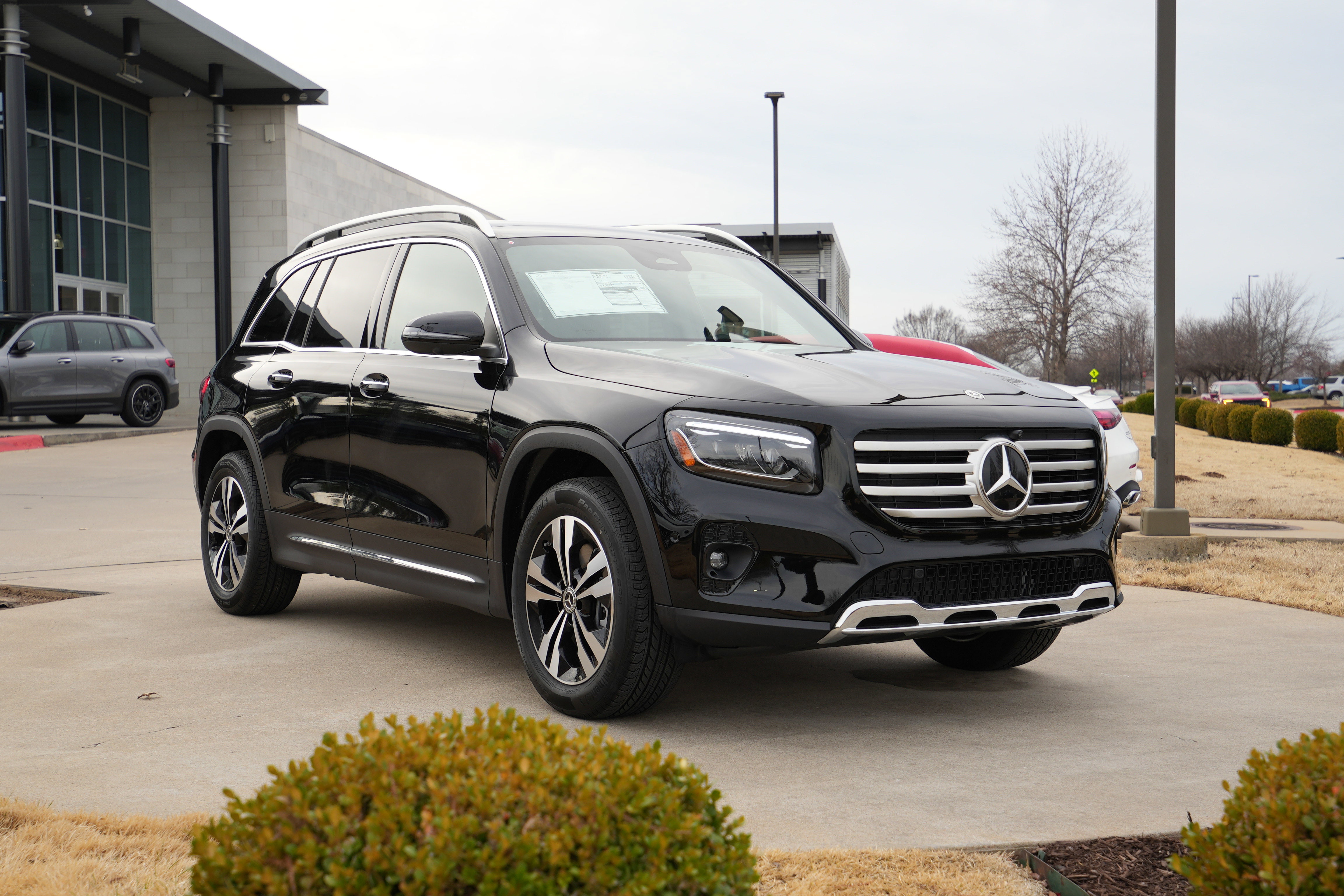 New 2026 Mercedes-Benz GLB 250 4MATIC image 9