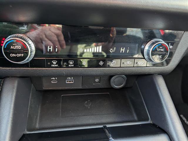 Used 2024 Mitsubishi Outlander SE image 33