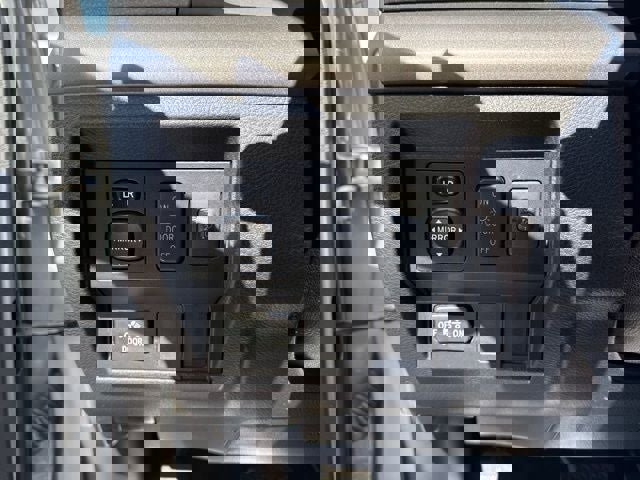 Used 2016 Toyota Tundra SR5 w/ SR5 Upgrade Package image 24