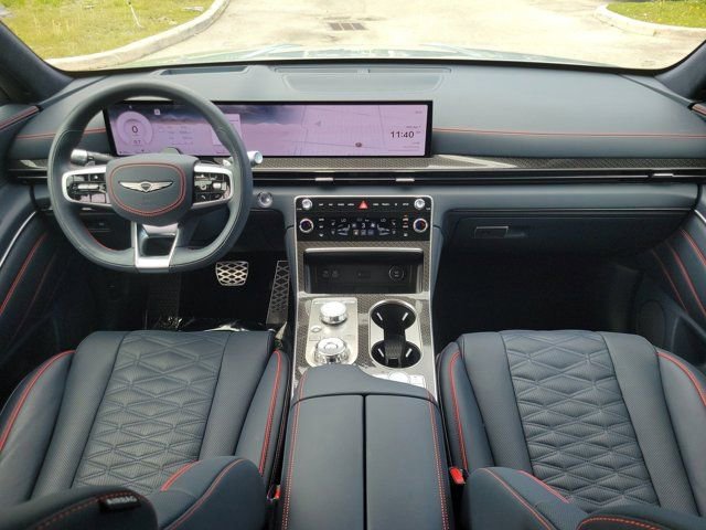 Used 2025 Genesis GV80 3.5T e-SC image 15