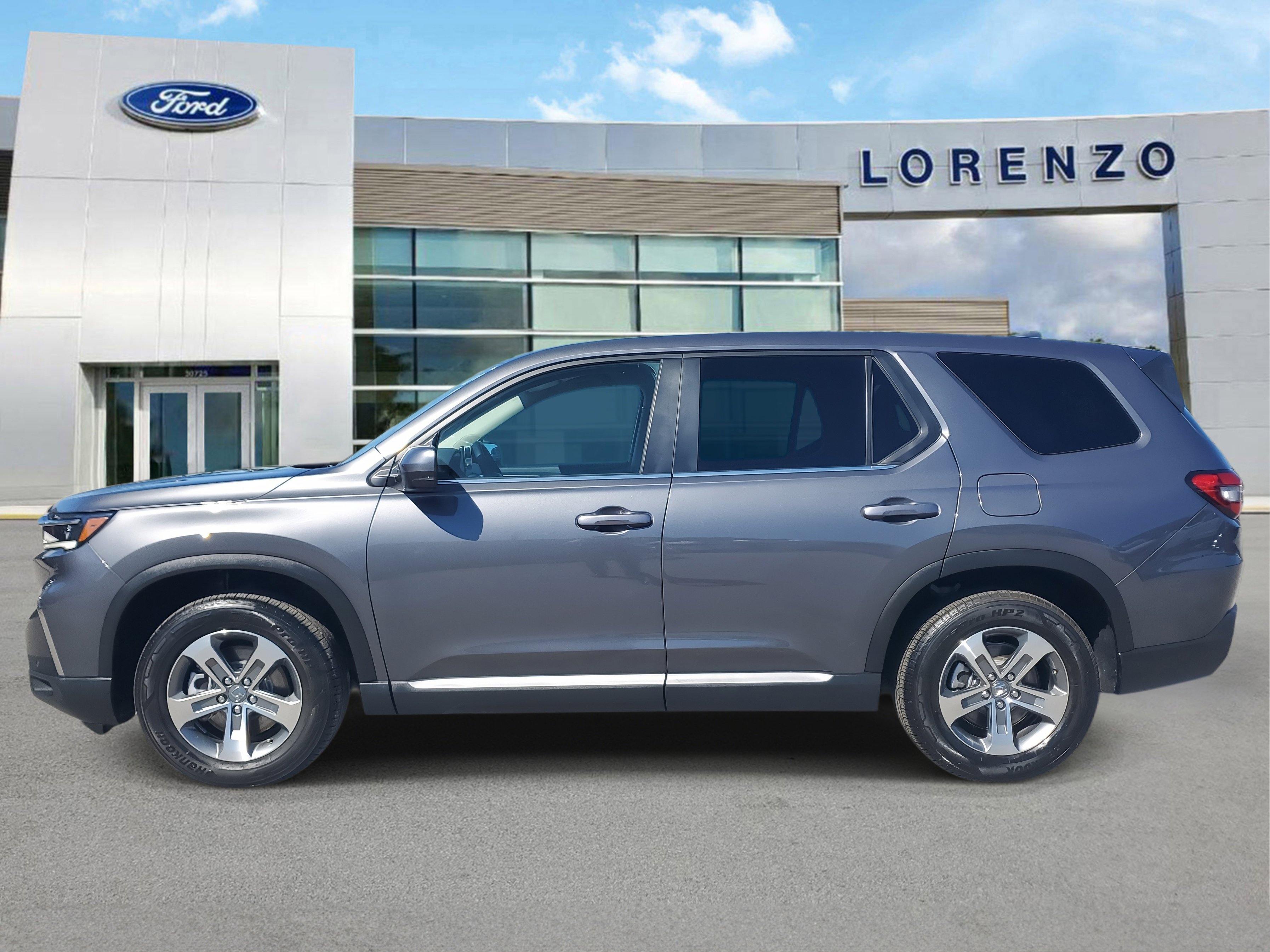 Used 2025 Honda Pilot EX-L image 8