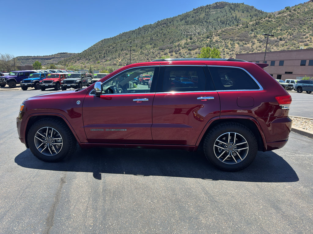 Used 2020 Jeep Grand Cherokee Overland AWD/4WD image 4