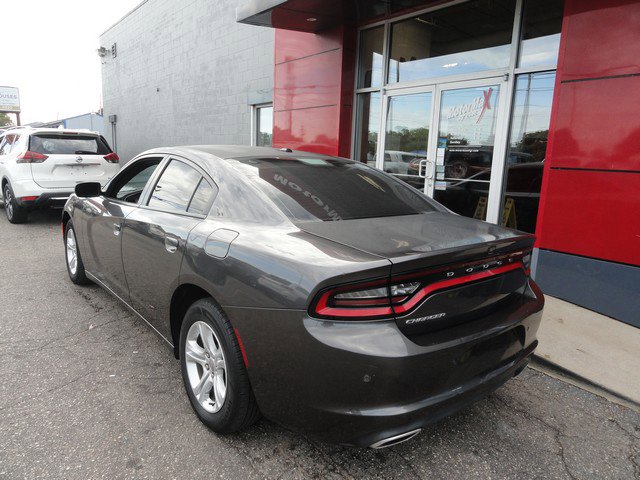 Used 2019 Dodge Charger SXT w/ Leather Interior Group image 7