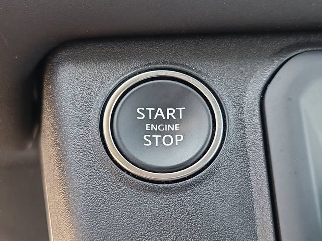 Used 2025 Land Rover Defender 110 S AWD/4WD image 30