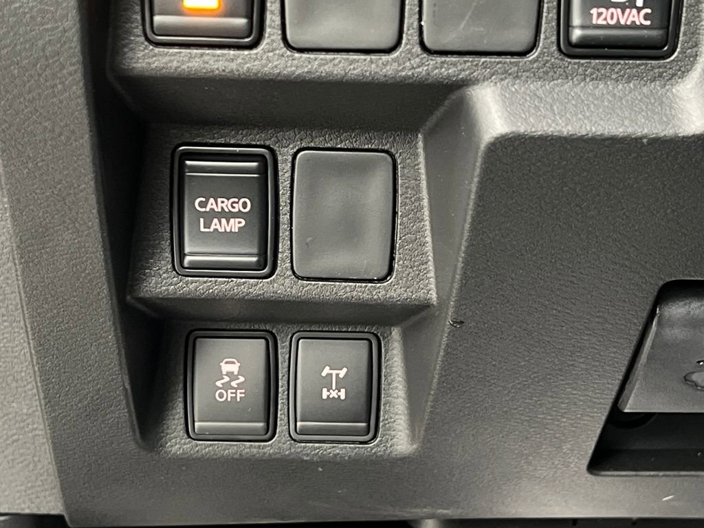 Used 2026 Nissan Frontier PRO-4X w/ Pro-4x Convenience Package image 45