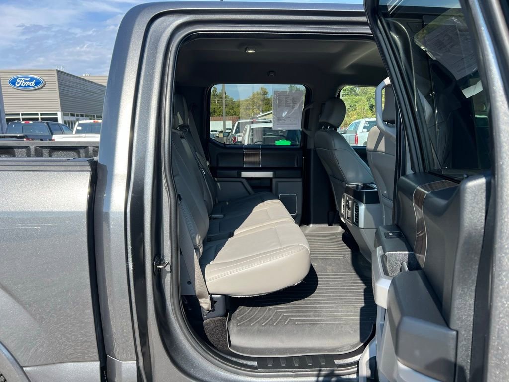 Used 2015 Ford F150 Lariat image 19