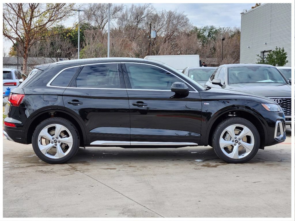 Certified 2023 Audi Q5 2.0T Premium Plus w/ Premium Plus Package AWD/4WD image 4