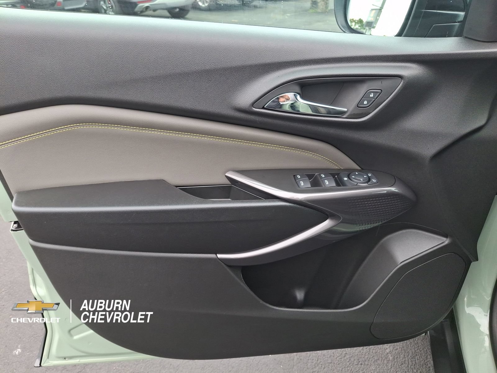 Used 2025 Chevrolet Trax ACTIV w/ Driver Confidence Package FWD image 15