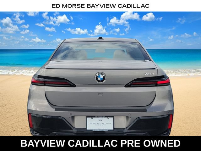 Used 2023 BMW 740i RWD image 3