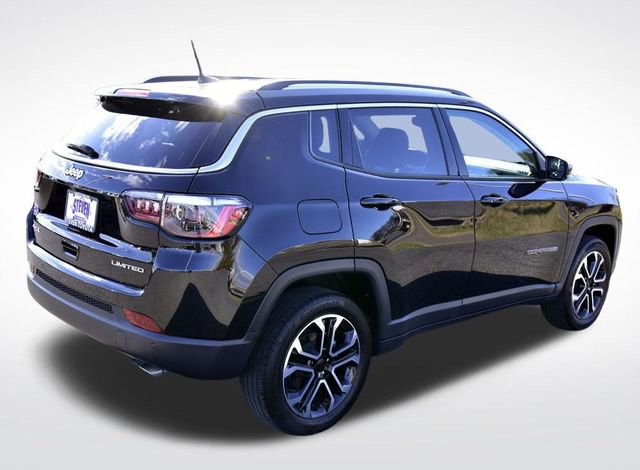 Used 2022 Jeep Compass Limited image 4