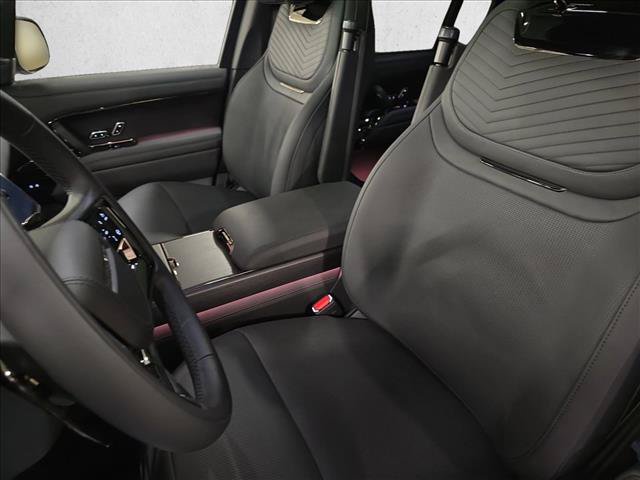 New 2026 Land Rover Range Rover Long Wheel Base SV AWD/4WD image 17