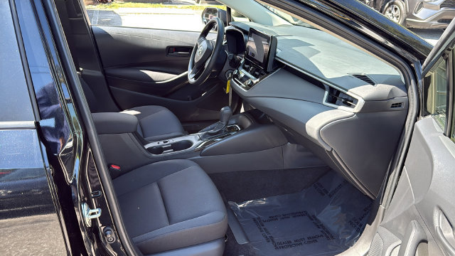 Used 2024 Toyota Corolla LE FWD image 13