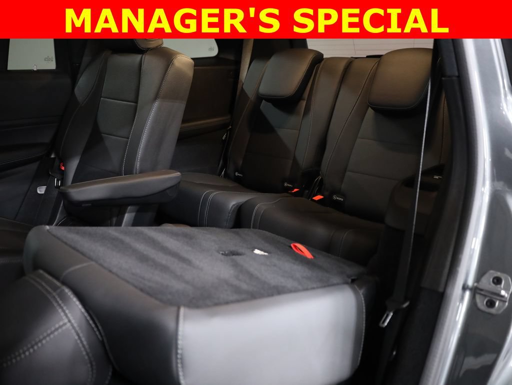 Used 2025 Mercedes-Benz GLS 450 4MATIC image 40