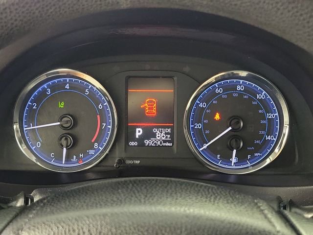 Used 2018 Toyota Corolla LE FWD image 27