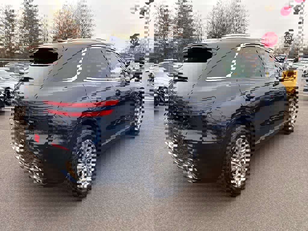 Used 2023 Genesis GV70 2.5T w/ Winter Weather Package image 4